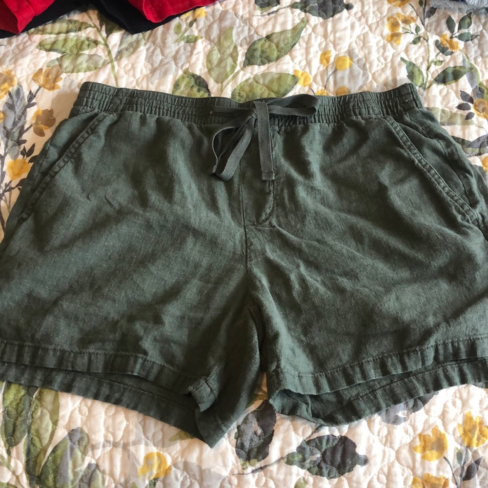 Green tie waist shorts
